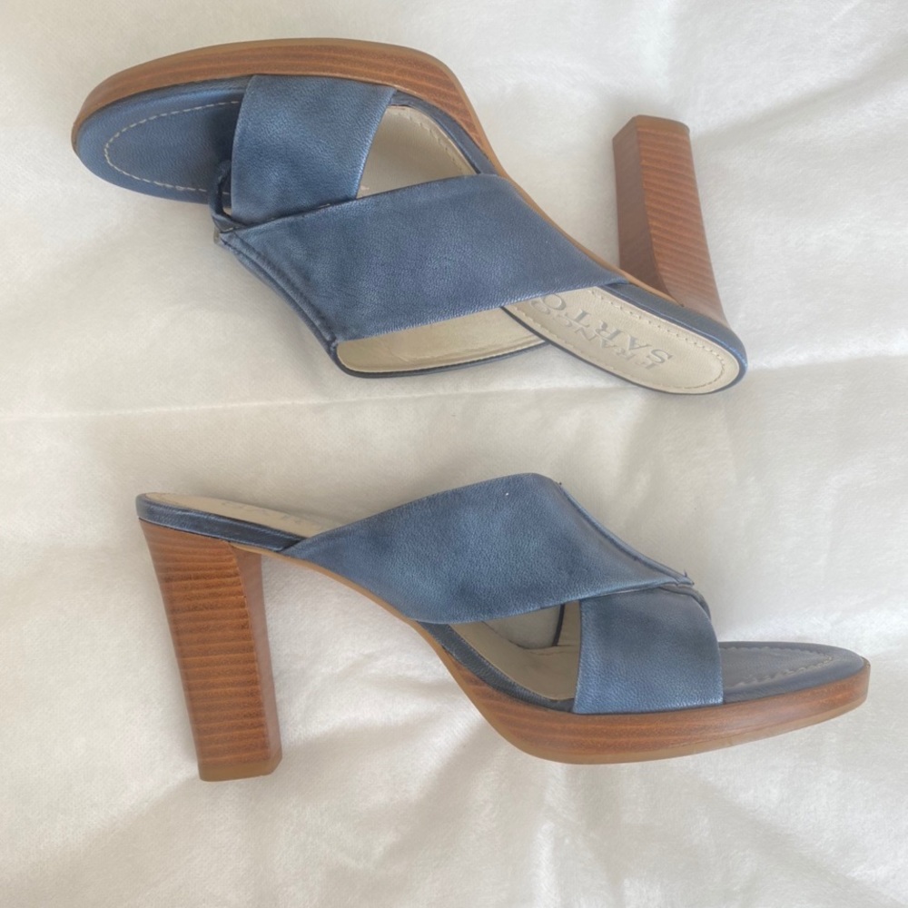 Blue open toe heels